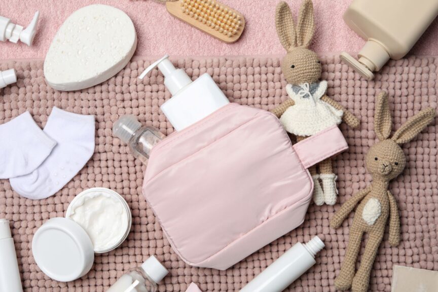 akcesoria pielęgnacyjne do wrażliwej skóry głowy dziecka